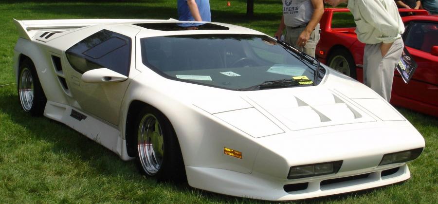  Vector W8 1989 года  (фото 18 из 40)